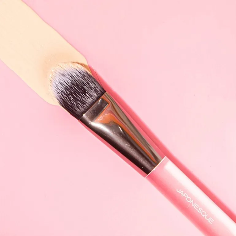 Japonesque Foundation Precision Brush