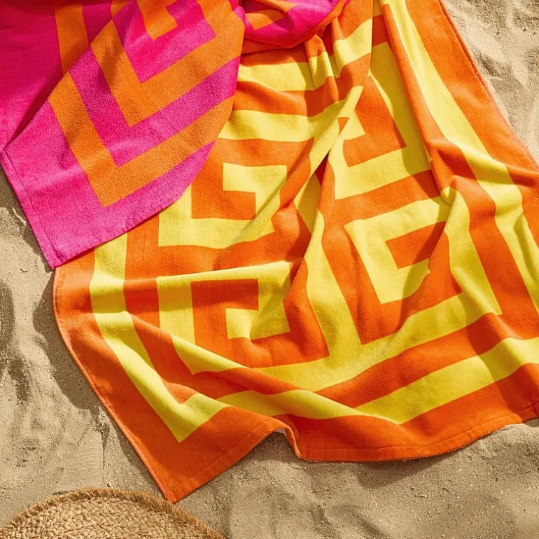 JONATHAN ADLER Greek Key Beach Towel
