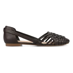 Journee Collection Ekko Womens Round Closed Toe Slip-On Shoe