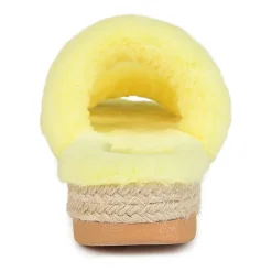 Journee Collection Relaxx Womens Slip-On Slippers