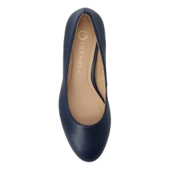 Journee Collection Saarii Womens Round Closed Toe Block Heel Pumps
