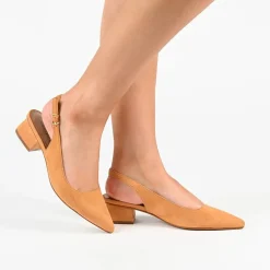 Journee Collection Sylvia Womens Pointed Closed Toe Block Heel Pumps
