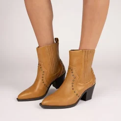 Journee Collection Womens Braylee Block Heel Booties