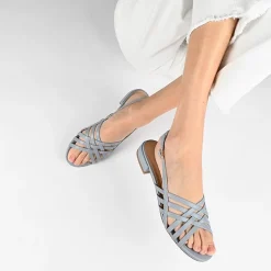 Journee Collection Womens Cassandra Heeled Sandals