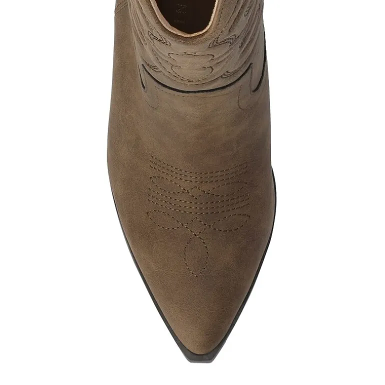 Journee Collection Womens Chantry Stacked Heel Dress Boots