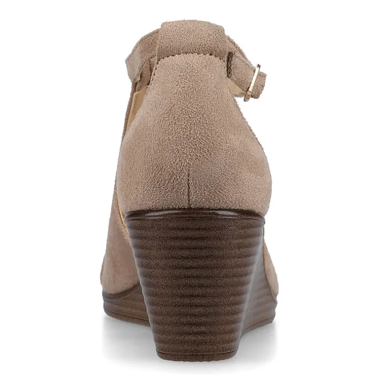 Journee Collection Womens Kedzie Wedge Sandals