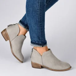 Journee Collection Womens Livvy Block Heel Booties