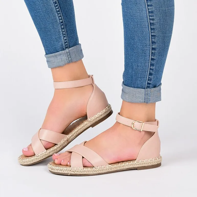 Journee Collection Womens Lyddia Strap Sandals