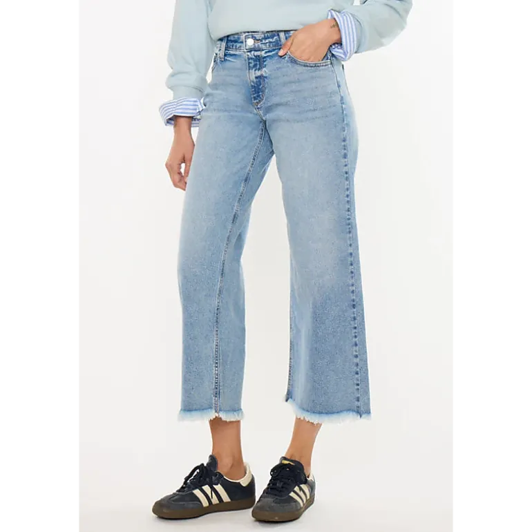 KanCan Women's Essentials Mid Rise Crop Wide Jeans Mal