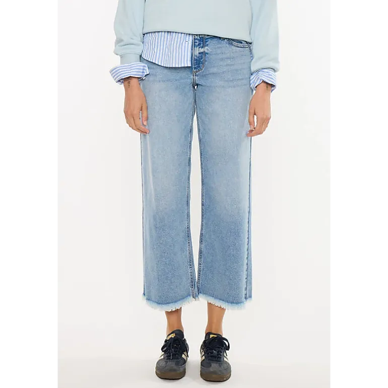 KanCan Women's Essentials Mid Rise Crop Wide Jeans Mal
