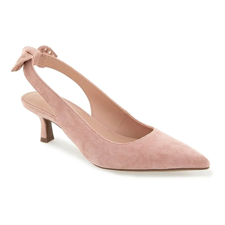 Kensie Olympia Womens Pointed Closed Toe Kitten Heel Pumps