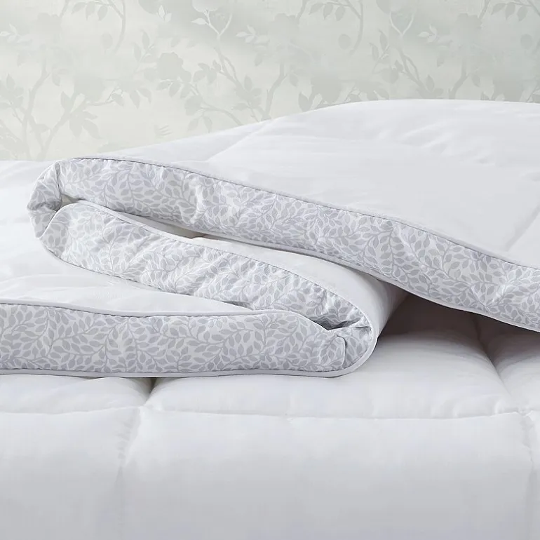 Laura Ashley All Seasons Down Alternative Comforter With Printed Gusset