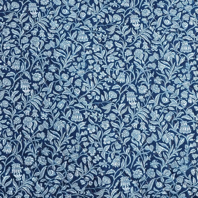 Laura Ashley Elaina Quilt Set
