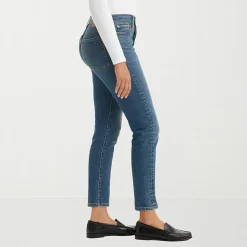 Levi's® Wedgie Straight Womens High Rise Straight Leg Jean