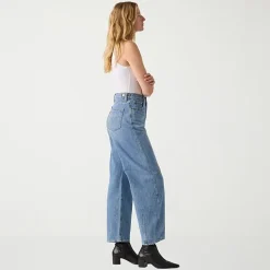 Levi's® Women's Cinch Barrel Jeans