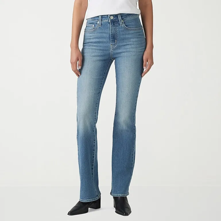 Levi's® Womens 725™ High Rise Bootcut Jean