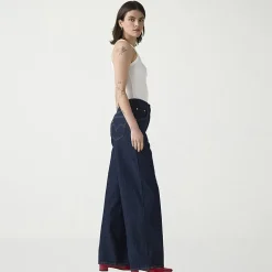 Levi's® Women's High Rise Cinch Baggy Jean