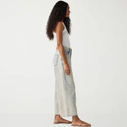 Levi's® Women’s Middy Wide-leg Ankle Jean