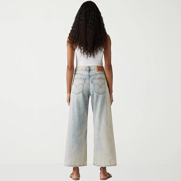Levi's® Women’s Middy Wide-leg Ankle Jean