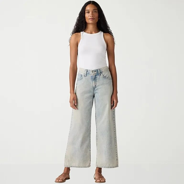 Levi's® Women’s Middy Wide-leg Ankle Jean