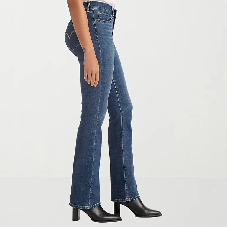 Levi's® Womens Mid Rise Classic Bootcut Jean