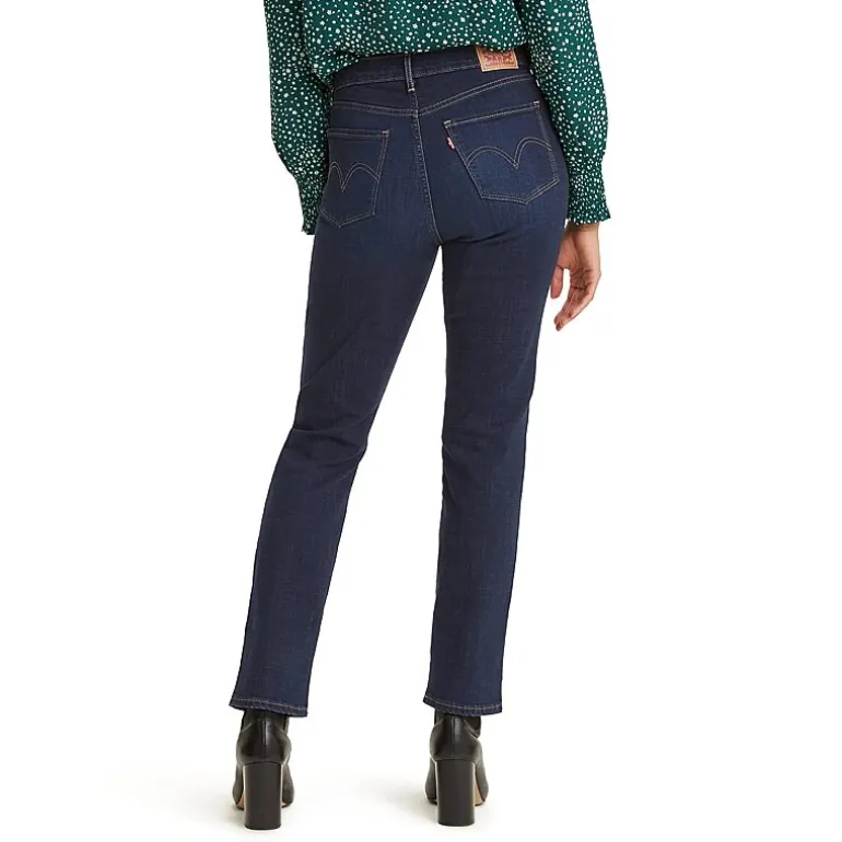 Levi's® Womens Mid Rise Classic Straight Jean