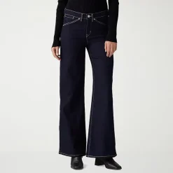 Levi's® Women’s Mid Rise 318 Shaping Wide Leg Jeans