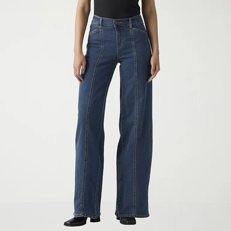 Levi's® Women’s Mid Rise 318 Shaping Wide Leg Jeans