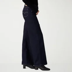 Levi's® Women’s Mid Rise 318 Shaping Wide Leg Jeans
