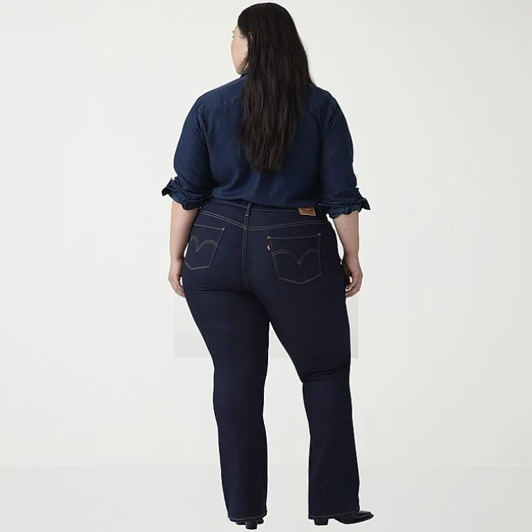 Levi's® Womens Plus Mid Rise Classic Bootcut Jean