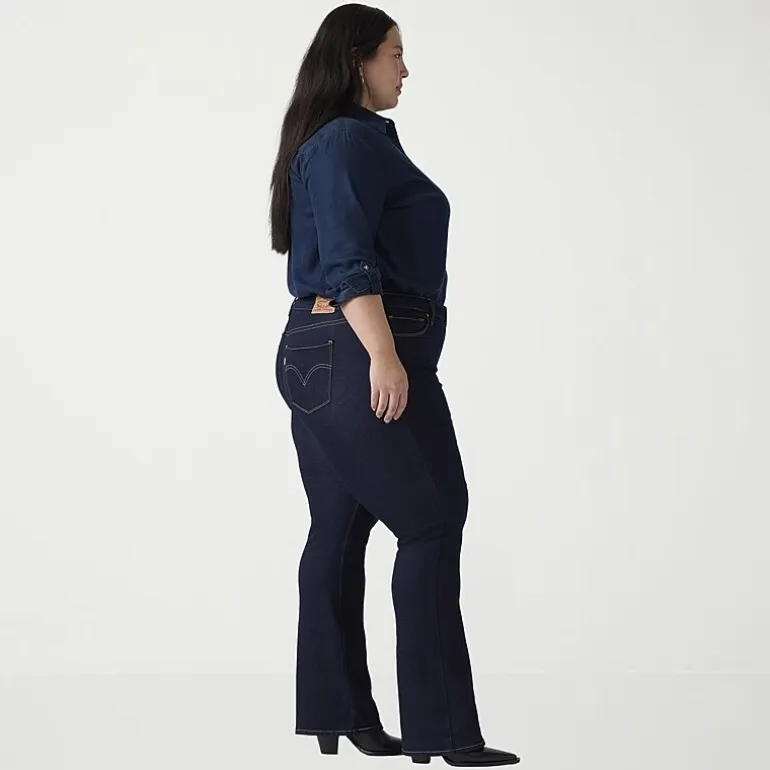 Levi's® Womens Plus Mid Rise Classic Bootcut Jean