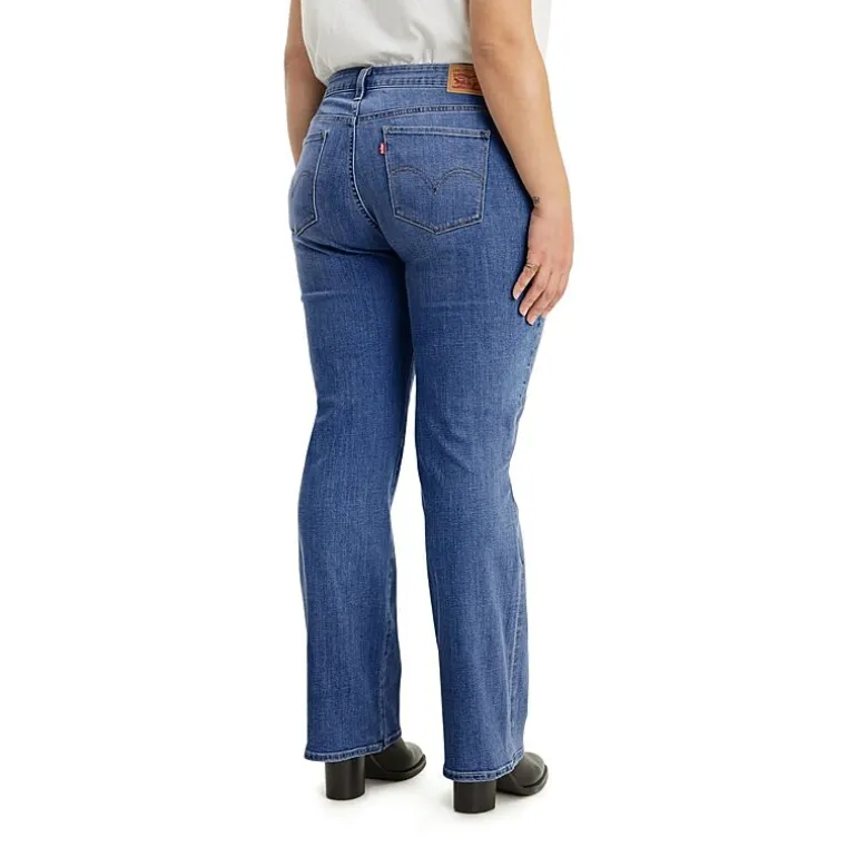 Levi's® Womens Plus Mid Rise Classic Bootcut Jean