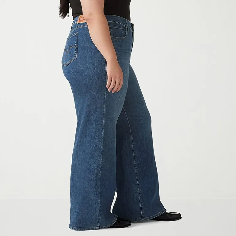 Levi's® Women's Plus Mid Rise 318™ Shaping Wide Leg Jeans