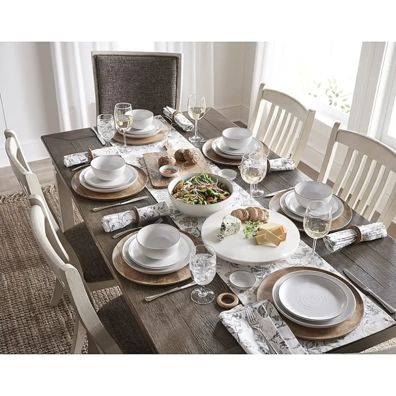 Linden Street Hartley Table Runner