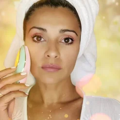 LINSAY Facial Cleansing Brush with LED Photon Therapy