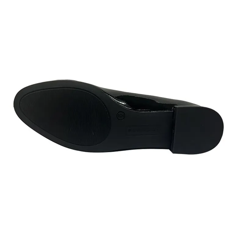 Liz Claiborne Chelsey Womens Round Closed Toe Ballet Flats