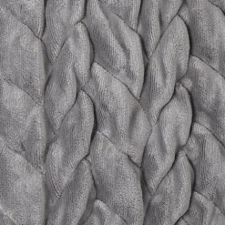 Liz Claiborne Chunky Chevron Throw