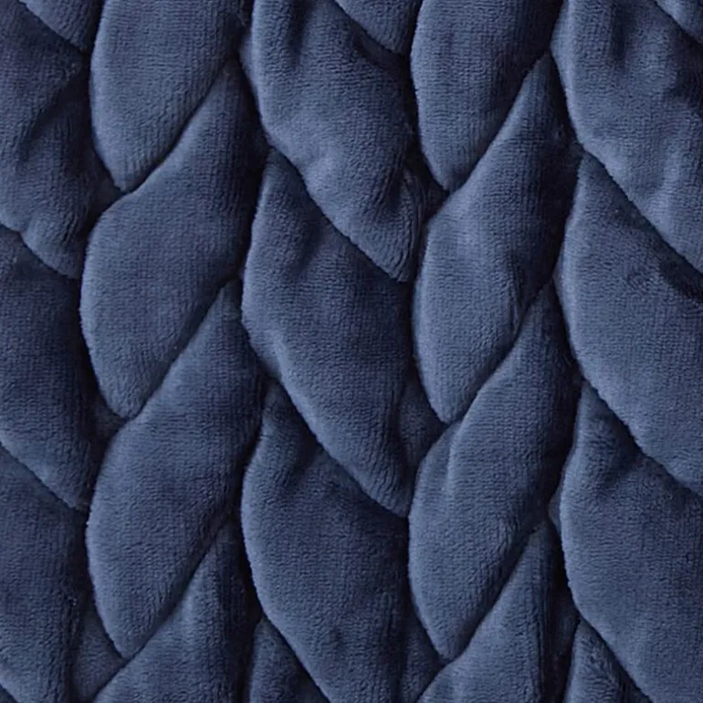 Liz Claiborne Chunky Chevron Throw