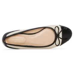 Liz Claiborne Franda Womens Round Closed Toe Ballet Flats