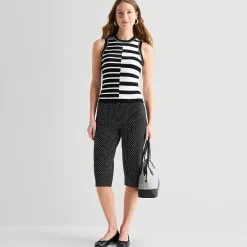 Liz Claiborne Lisa Womens Stretch Fabric Straight Mid Rise Capri Pant