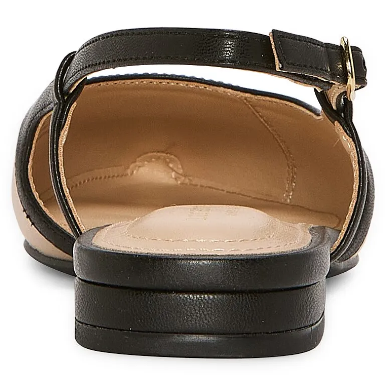 Liz Claiborne Samson Womens Pointed Closed Toe Ballet Flats