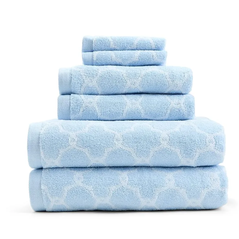 Liz Claiborne Signature Lattice Plush Bath Towel