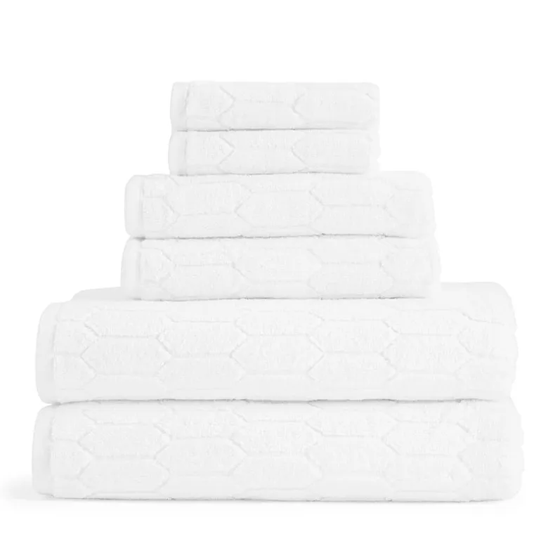Liz Claiborne Signature Plush Textured Bath Towel