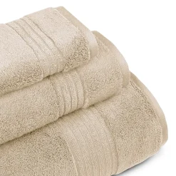 Liz Claiborne Signature Plush Bath Towel