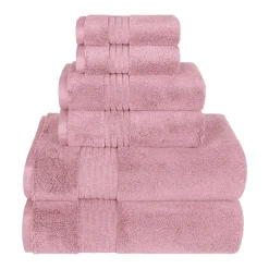 Liz Claiborne Signature Plush Bath Towel