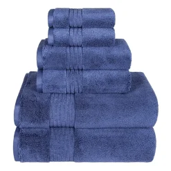 Liz Claiborne Signature Plush Bath Towel