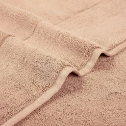 Liz Claiborne Signature Plush Bath Towel