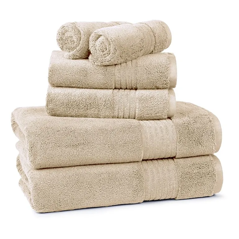 Liz Claiborne Signature Plush Bath Towel
