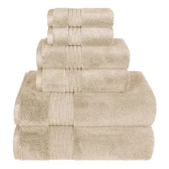 Liz Claiborne Signature Plush Bath Towel