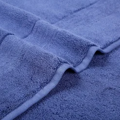 Liz Claiborne Signature Plush Bath Towel